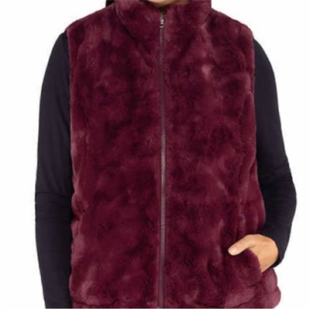 Nicole Miller Ladies Reversible Vest with Pockets